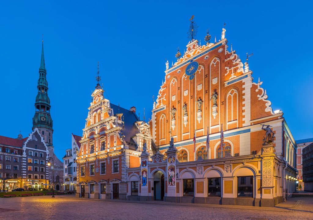 Riga gezi rehberi: eski şehir, art nouveau cepheler ve Jurmala sahili