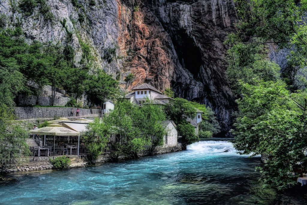 Bosna: Blagaj tekkesi, Buna nehrinin kaynağı