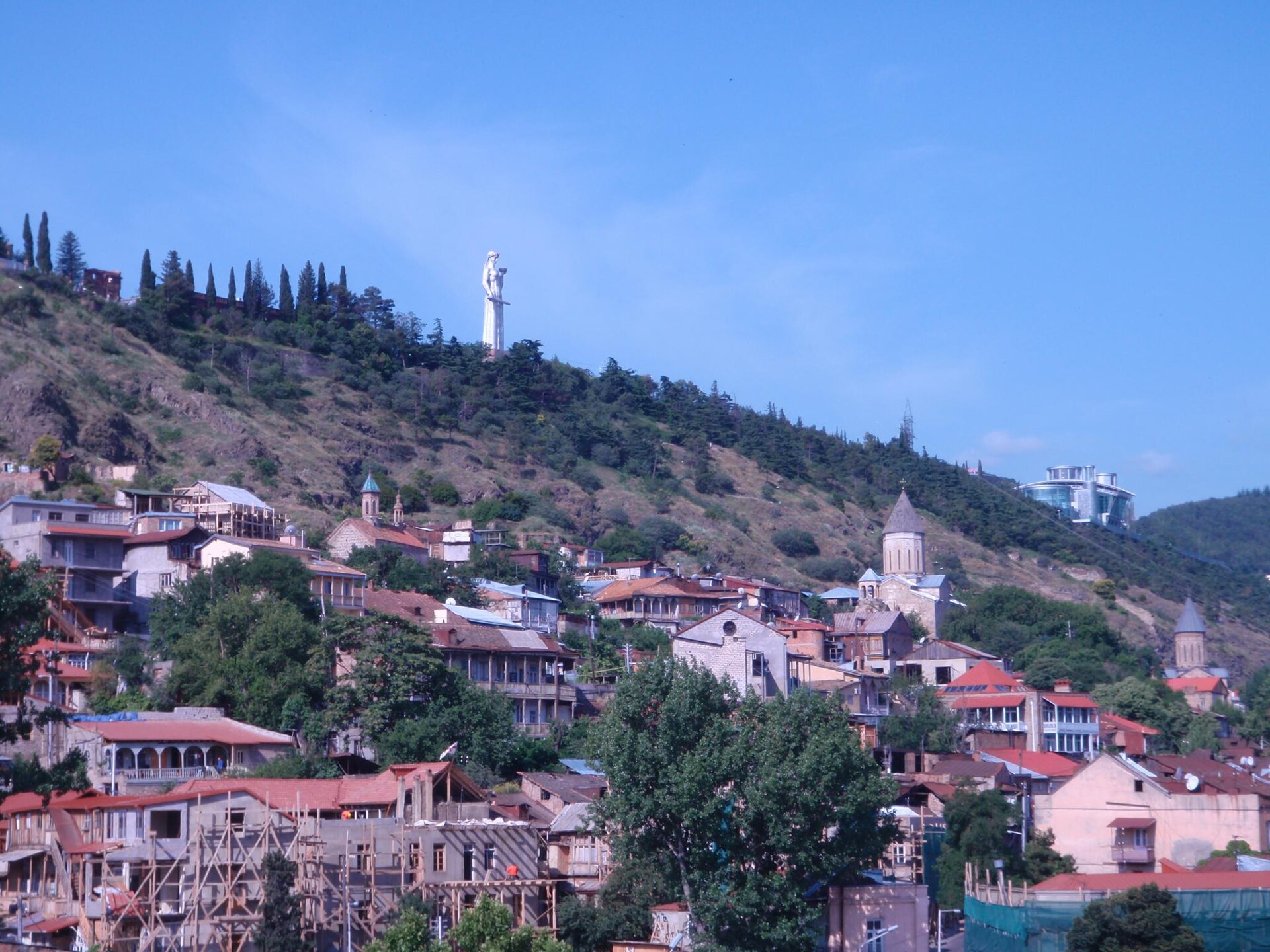 Gürcüstan səyahət bələdçisi: Tbilisi, Batumi, Kaxetiya, Kazbegi, Borjomi və qatarla gediş