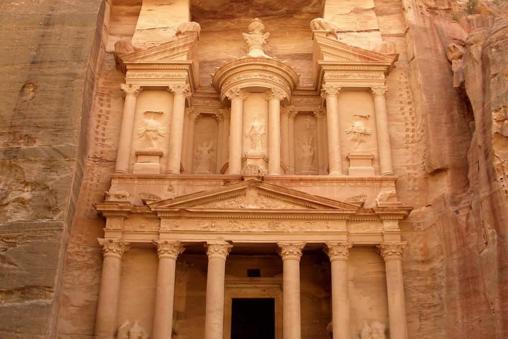 İordaniya səyahət bələdçisi: Petra, Vadi Rum, Ölü dəniz və Jordan Pass ilə qənaət