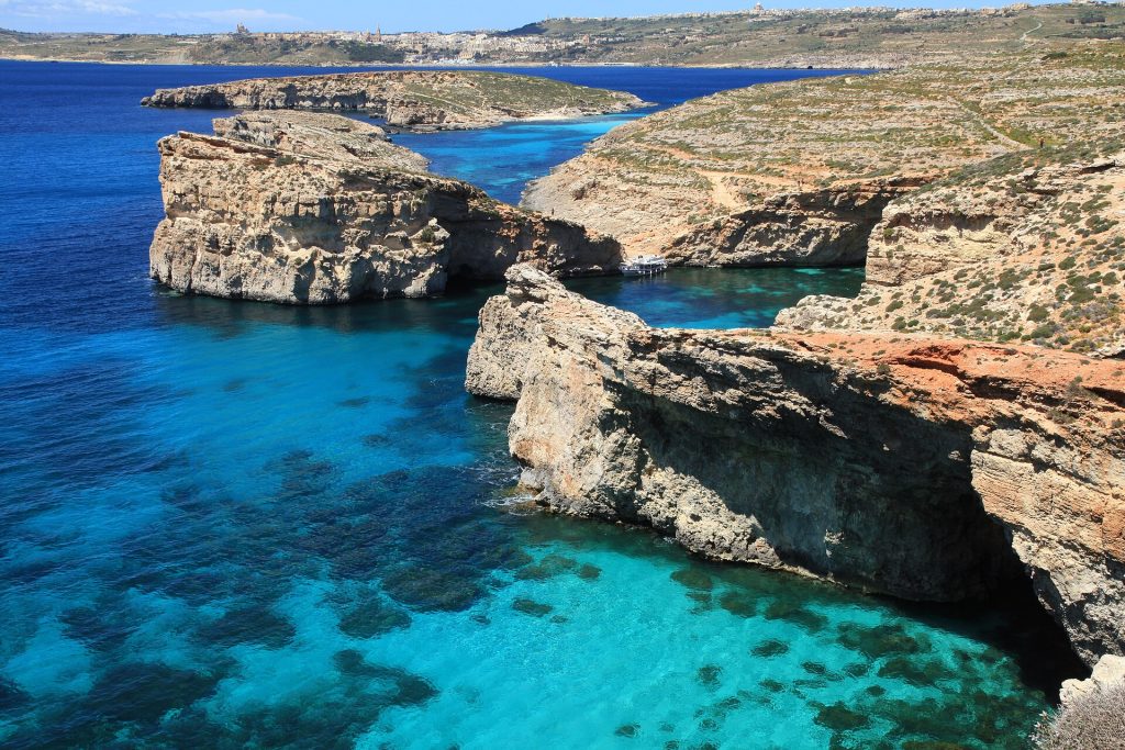 Malta: Komino, Mavi laqun