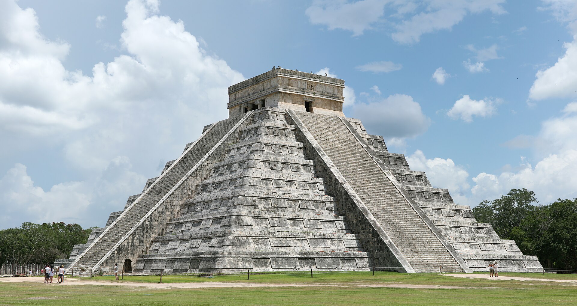 Meksika səyahət bələdçisi: Mexiko, Kankun və Riviera-Maya, Oaxaka, senotlar və təhlükəsizlik qaydaları