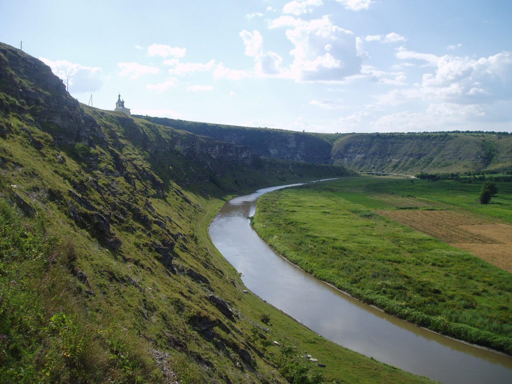 Moldova gezi rehberi: Kişinev, Cricova ve Mileștii Mici mahzenleri, Orheiul Vechi ve Transdinyester