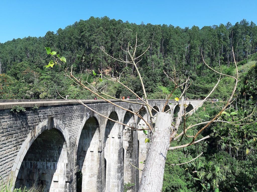 Şri Lanka: Ella, Doqquz tağlı körpü