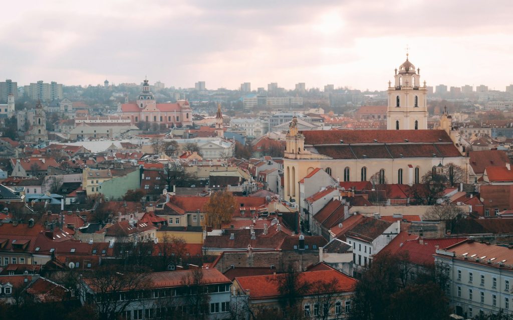Litvaya viza: səfirlik, yoxsa viza mərkəzi? Rüsum, sənədlər və Baltik marşrutu