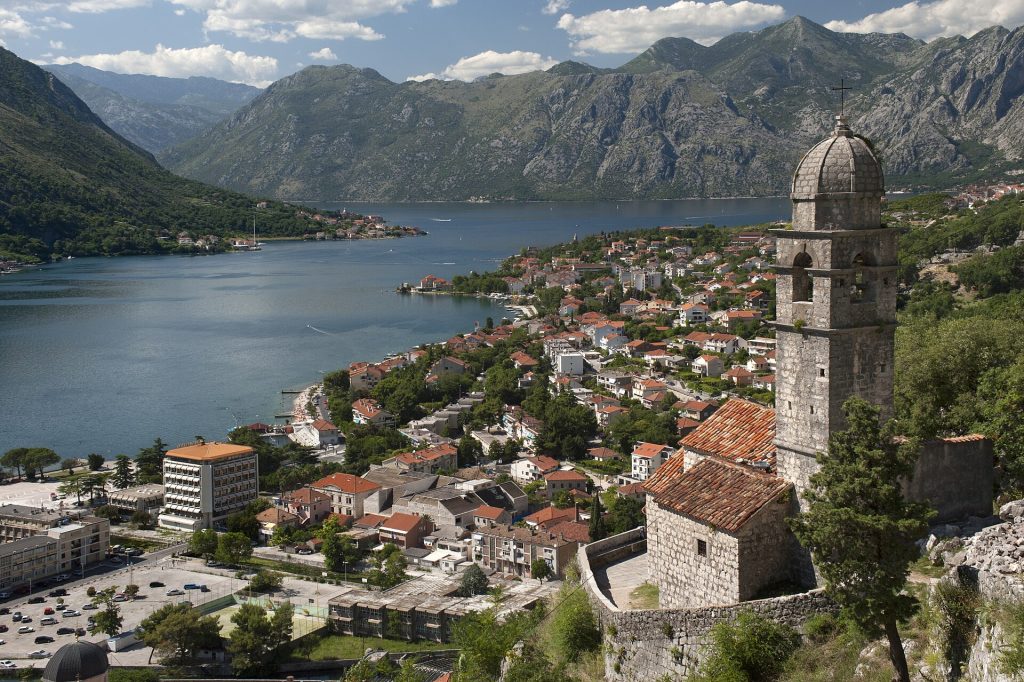 Karadağ vizesi artık isteniyor: Kotor Körfezi, Adriyatik